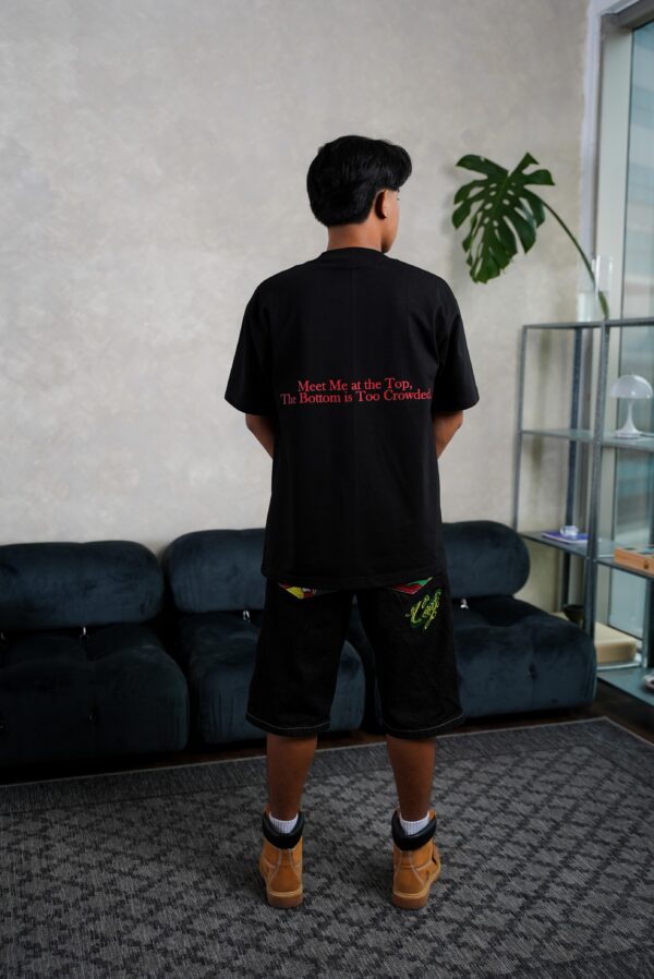 BEN02904 Remastered Crowded - Black