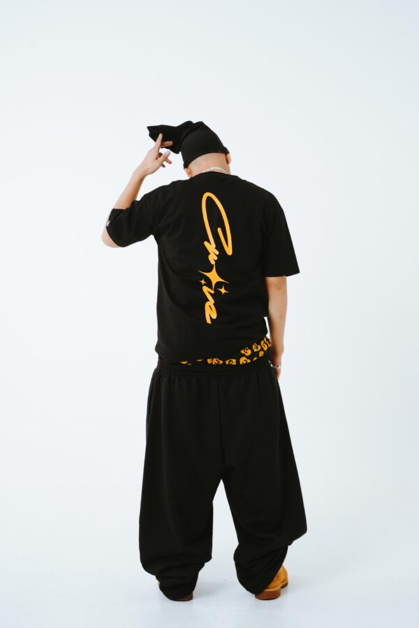 BEN08798 Signature Script - Black