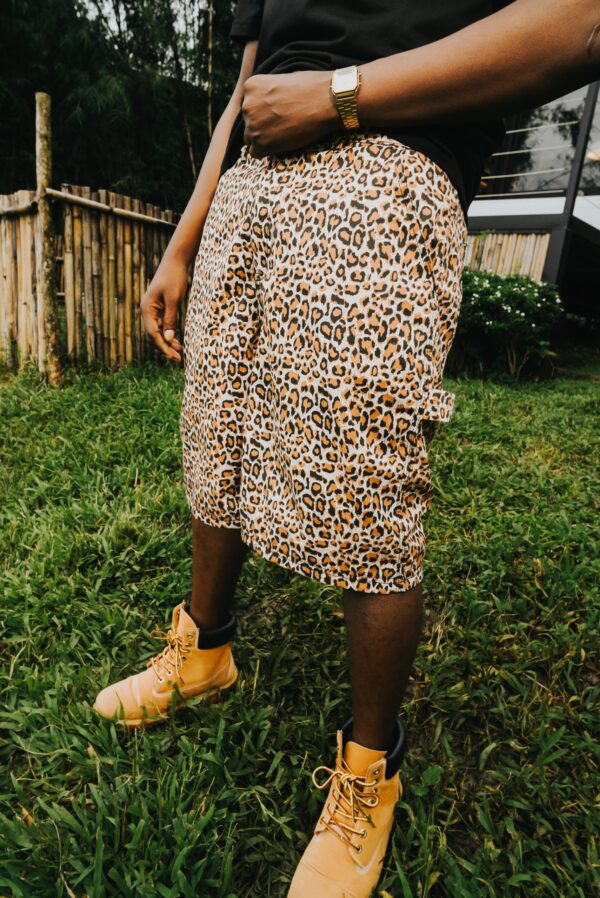 BEN00214 Leopard Jorts