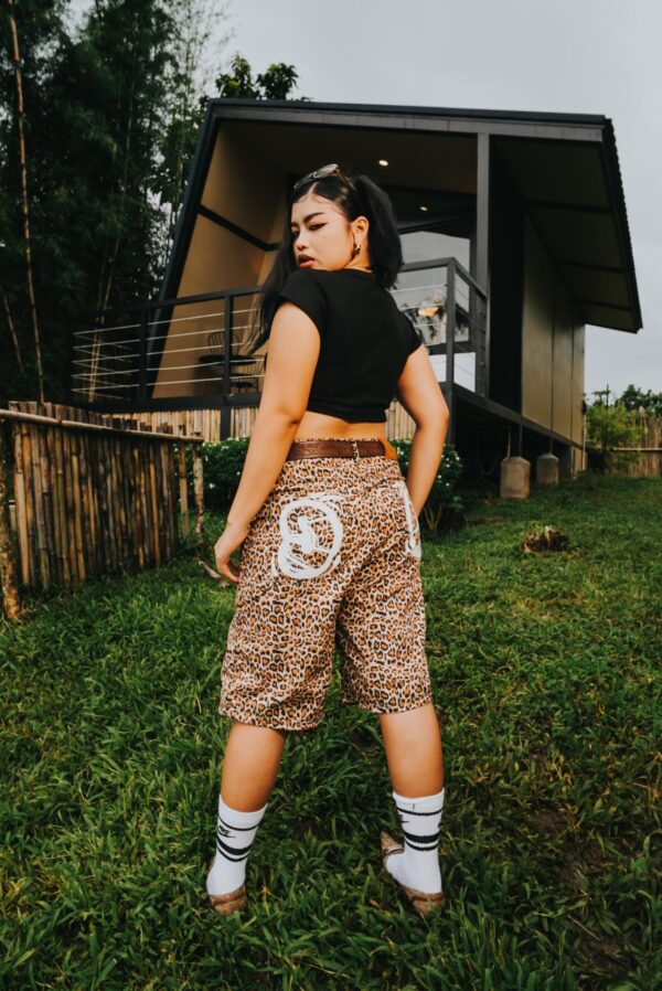 BEN00272 Leopard Jorts