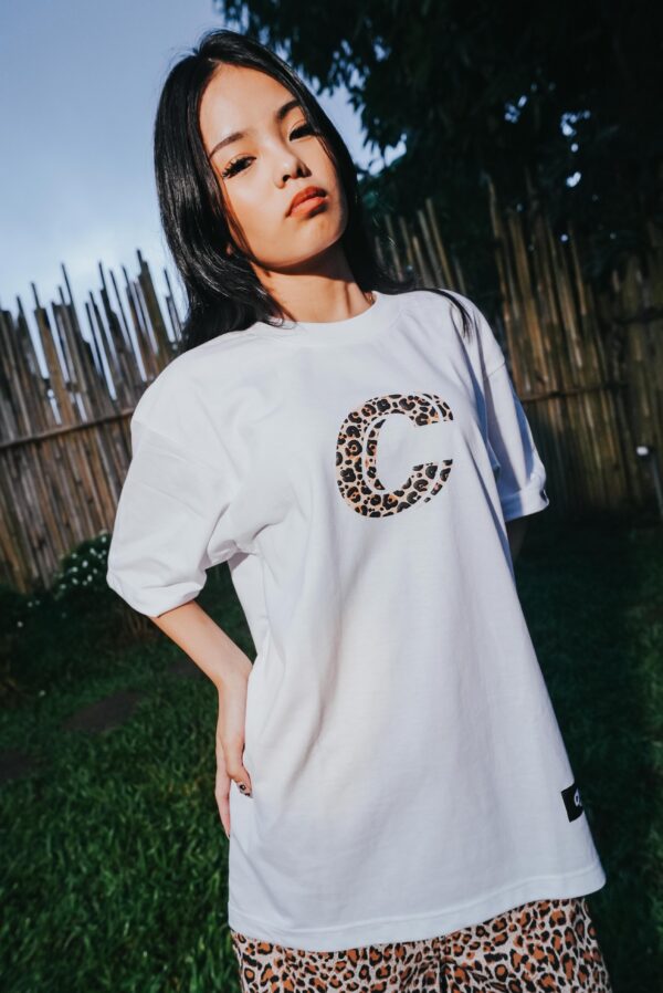 BEN00850 Leopuff - White