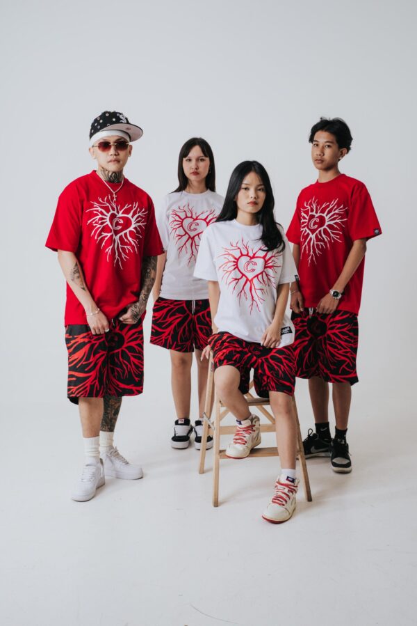 BEN02539 Bloody Roots Tee - Red