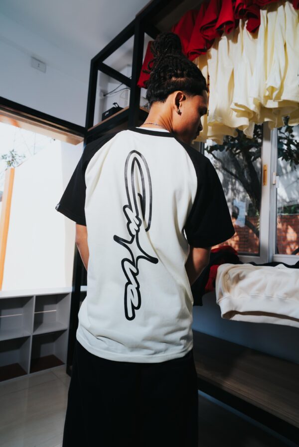 BEN05261 Raglan Tee - Black