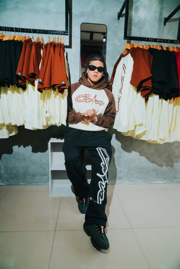 BEN06206 Raglan Hoodie - Brown